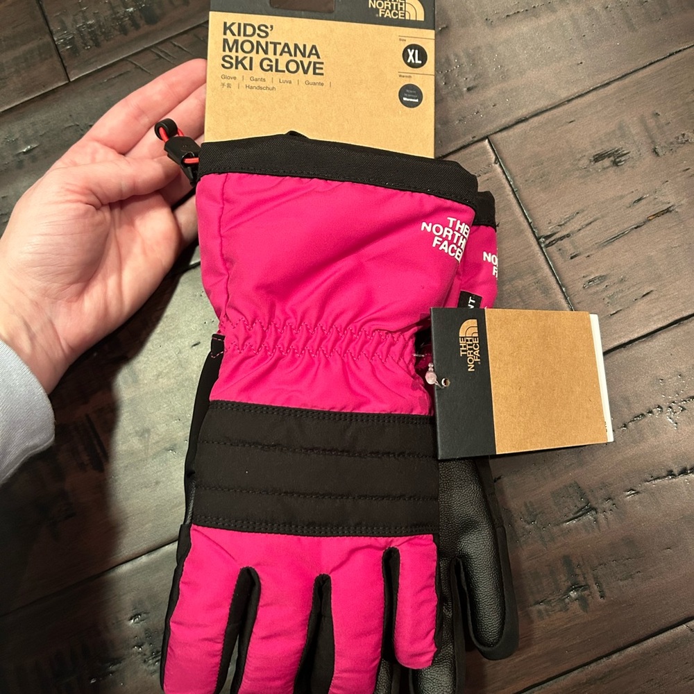 Kids size North Face Gloves/Mittens